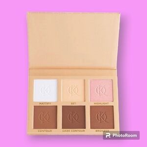 Kenia Ontiveros Beauty Set & Define Kit